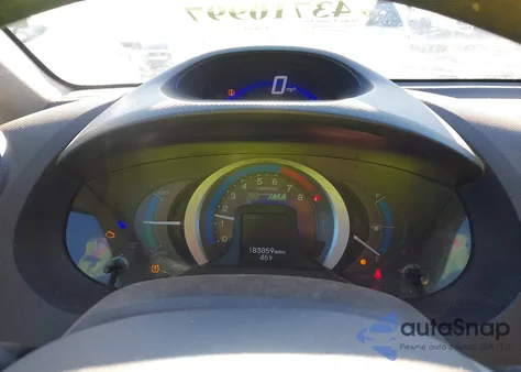 2011 Honda Insight Ex from USA, damaged, VIN JHMZE2H74BS004161